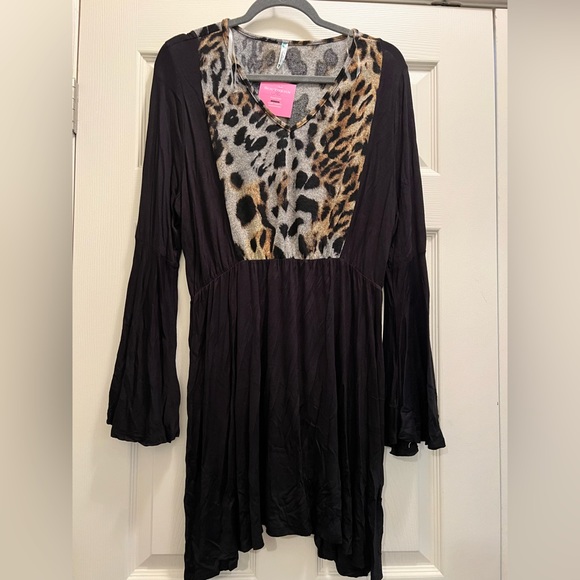 NWT Plus Size Leopard Tunic - Picture 1 of 2